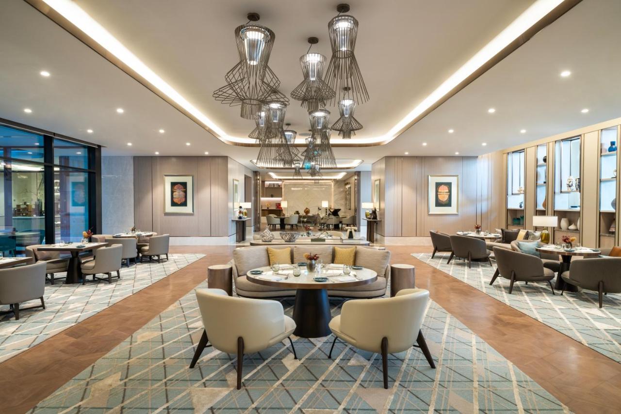 Address Istanbul Ξενοδοχείο Εξωτερικό φωτογραφία The Club at London Heathrow Airport